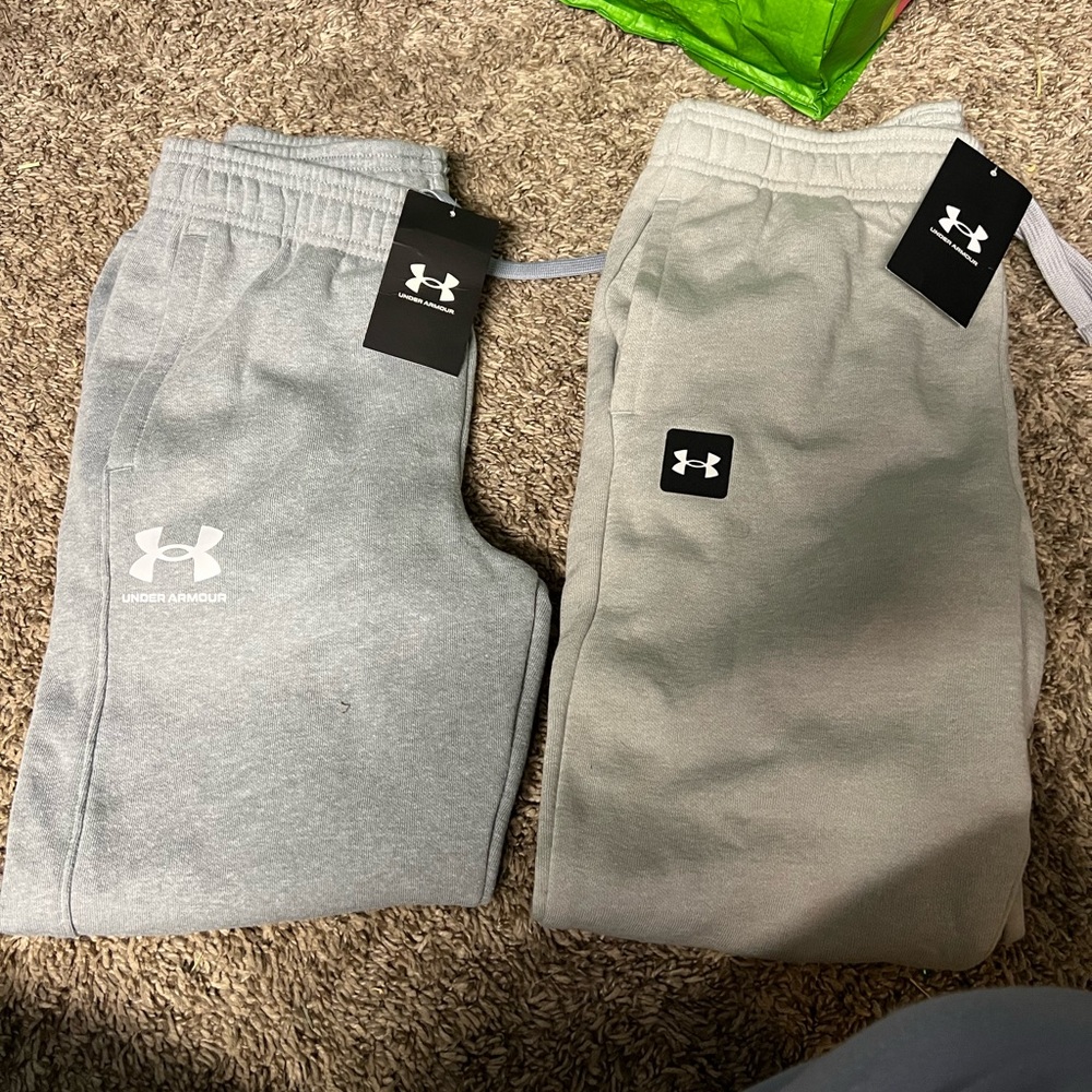 Under Armour youth medium sweat pants